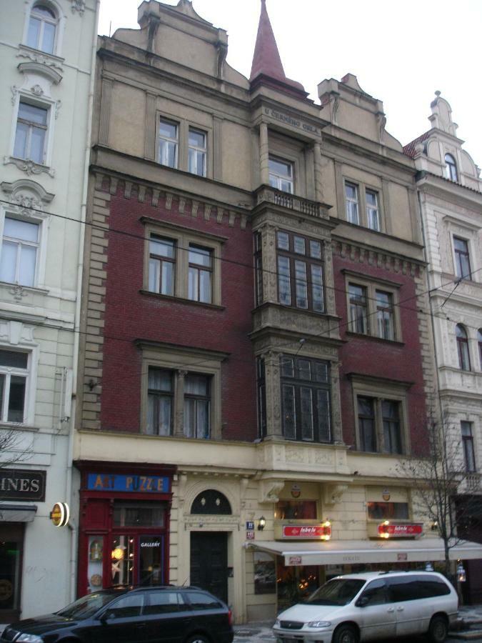 Black Eagle Apartments Praga Zewnętrze zdjęcie